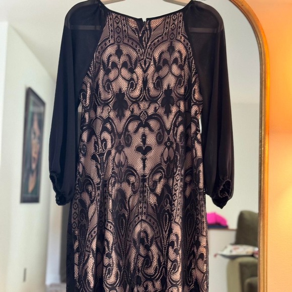 Dresses & Skirts - Cocktail dress sz 8